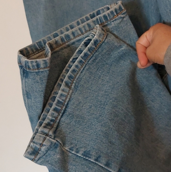 Levi's 550 Men's Tapered Leg Light Wash Blue Jeans Size 42x30 Actual Sz 42W 28L - Picture 5 of 11